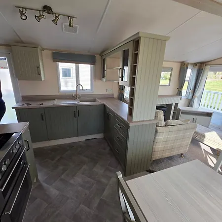 8 Berth Caravan - Blue Dolphin - Filey * Gristhorpe